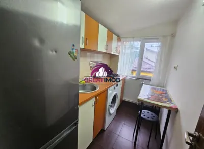 Apartament de inchiriat pentru locuit-Marian - foto 4