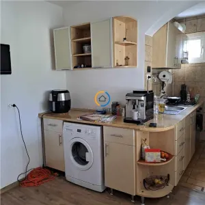 De vanzare teren + vila +anexa zona targului saptamanal, pretabila azil, gradinita, etc - foto 9