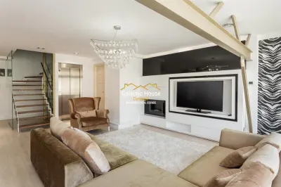 TRIPLEX 5 CAMERE LIFT INTERIOR -COMPLEX REZIDENTIAL ZONA HERASTRAU -NORDULUI - Bucuresti