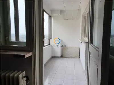 Apartament 4 camere Centru, etaj intermediar/7, liber - foto 5