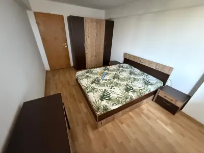 De inchiriat apartament doua camere Trivale, Bloc Montanstar, etaj 4 - foto 3