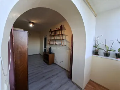 Apartament decomandat 3 camere etaj 2 Zona Terezian - foto 16