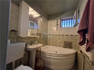 Apartament decomandat 3 camere etaj 2 Zona Terezian - foto 18
