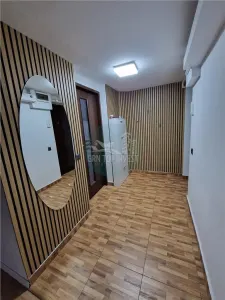 Apartament 4 camere decomandat zona Calea Cisnadiei - foto 6