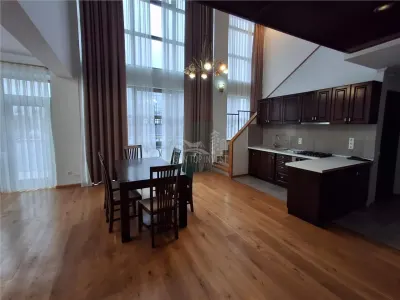 Penthouse 4 camere terasa 50mp parcare zona Centrala - foto 9