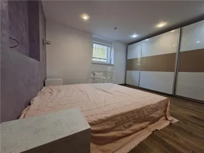 Casa Individuala 6 camere garaj 650 mp Teren zona Piata Cluj - foto 7