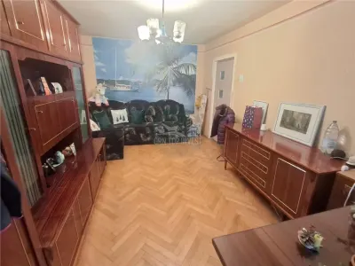 Apartament 3 camere decomandat 2 balcoane pivnita zona Valea Aurie - foto 10