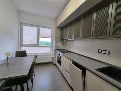 Apartament de lux 3 camere balcon parcare zona Calea Surii Mici - foto 2