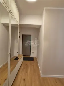 Apartament de lux 3 camere balcon parcare zona Calea Surii Mici - foto 7