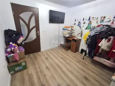 Casa individuala 3 camere 2 bai curte si garaj - zona Talmaciu - foto 14