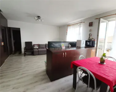 Apartament 4 camere 2 bai balcon zona Terezian - foto 3