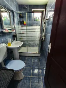 Apartament 4 camere 2 bai balcon zona Terezian - foto 8