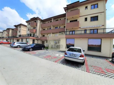 Apartament cu 3 camere 2 balcoane si parcare pe Calea Surii Mici - Sibiu