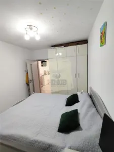 Apartament cu 3 camere 2 balcoane si parcare pe Calea Surii Mici - foto 5