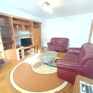 Apartament 4 camere decomandat si 2 balcoane Strand - foto 2