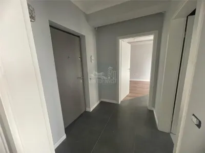 Apartament etajul 1 cu 2 camere cu balcon si parcare pe Doamna Stanca - foto 4