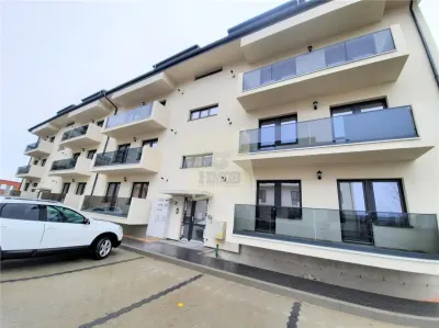 Apartament 3 camere la etajul 2 balcon si parcare zona Rahovei - Sibiu