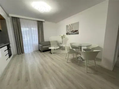 Apartament 3 camere la etajul 2 balcon si parcare zona Rahovei - foto 3