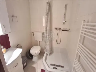 Garsoniera la casa zona Piata Cluj - foto 3