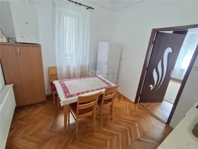 Garsoniera la casa zona Piata Cluj - foto 7