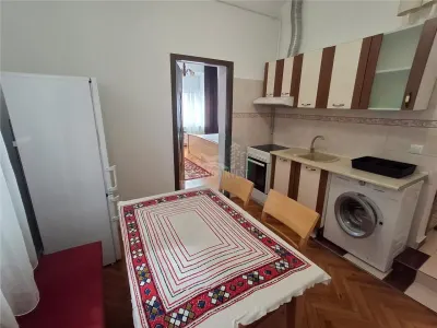 Garsoniera la casa zona Piata Cluj - foto 9