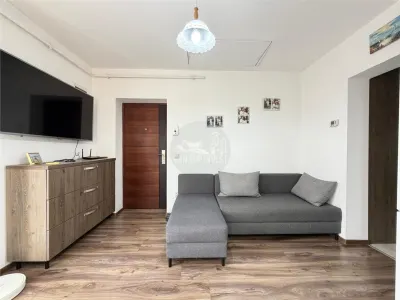 Apartament 2 camere balcon si parcare zona Gusterita - foto 6