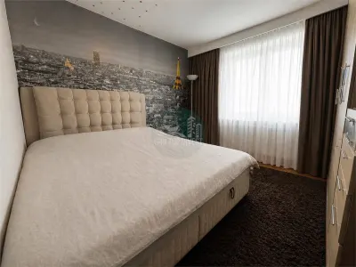 Apartament decomandat cu 3 camere 2 bai si balconzona Ciresica - foto 4