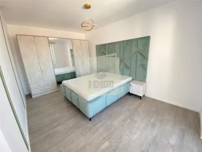 Apartament nou de lux cu 3 camere 2 bai parcare zona Centrala - foto 3