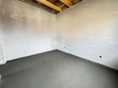 Casa individuala 4 camere 2 bai si teren de 486 mp in Sura Mica - foto 11