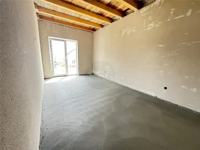 Casa individuala 4 camere 2 bai si teren de 486 mp in Sura Mica - foto 9