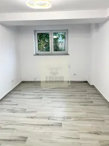 Apartament Renovat 3 camere 65mp decomandat zona Rahovei - foto 5