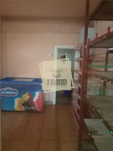 Spatiu comercial zona Lazaret 49 mp utili - foto 8