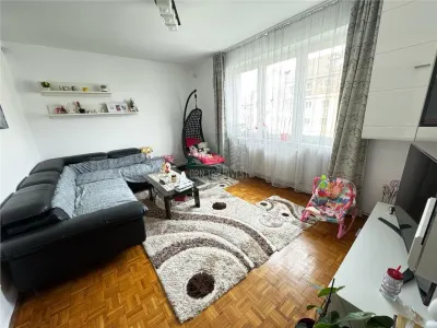 Apartament modern 2 camere si balcon zona Terezian - foto 8
