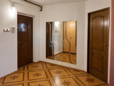 Apartament 3 camere balcon zona Cedonia - foto 11