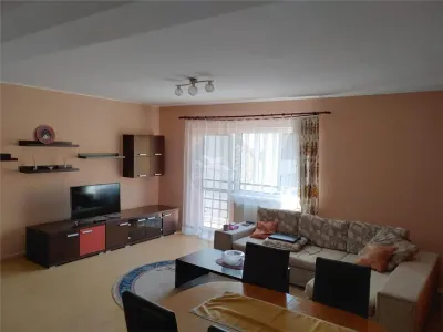 Apartament 2 camere si balcon zona Strand - foto 2