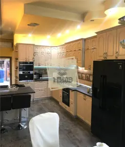 Casa 8 camere 6 bai 450 mp teren in zona Terezian - foto 15