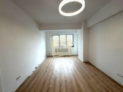 Apartament decomandat 3 camere 77 mp utili Mihai Viteazu - foto 2