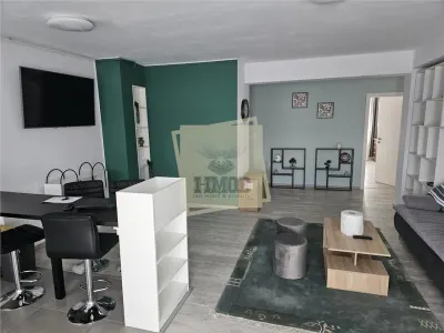 Penthouse cu 4 camere 2 bai si terasa in Cartier Kogalniceanu - foto 2