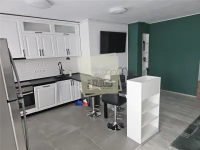 Penthouse cu 4 camere 2 bai si terasa in Cartier Kogalniceanu - foto 3