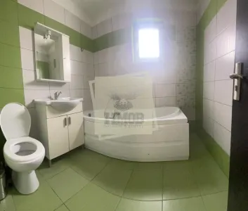 Casa cu 4 camere 3 bai si terasa in Sura Mare - foto 3