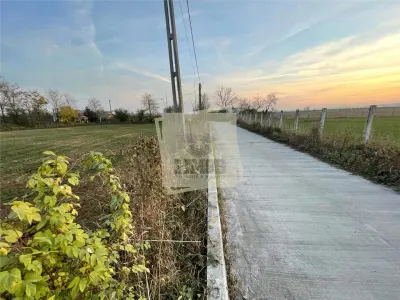 Teren intravilan cu utilitati 2500 mp in Rm Valcea zona Govora Gara - foto 3