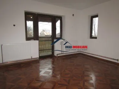1,4 km de Oras! Vanzare Vila P+E+M in Targoviste - Exterior nord - foto 10