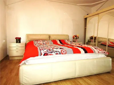 Cu mare potential! Vanzare Casa P+Pod si acoperis TIP TERASA in Ulmi. - foto 5
