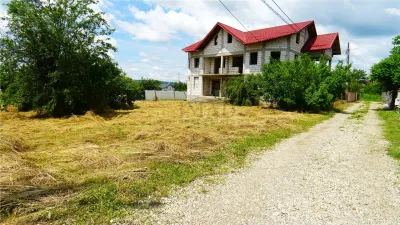 Vanzare Duplex la rosu in Aninoasa/ 220 mp/ 500 mp teren/ Zona superba de Vile - Aninoasa