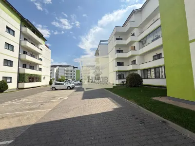 Apartament de LUX cu 4 camere 2 bai si 2 parcari in Cartier Deventer - Sibiu