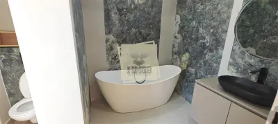 Penthouse cu 4 camere 3 bai si terasa 88 mp in zona Lazaret - foto 5