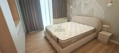 Penthouse cu 4 camere 3 bai si terasa 88 mp in zona Lazaret - foto 8