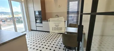 Penthouse cu 4 camere 3 bai si terasa 88 mp in zona Lazaret - foto 10