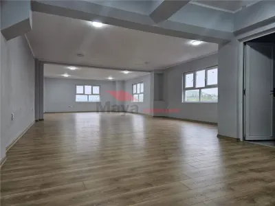 Spatiu comercial, zona Decebal - foto 6