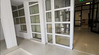 Spațiu de Birouri / Comercial 180 MP | Zona Metro Suceava | Parter Înalt | 4 Birouri | 395.000 Euro - Suceava